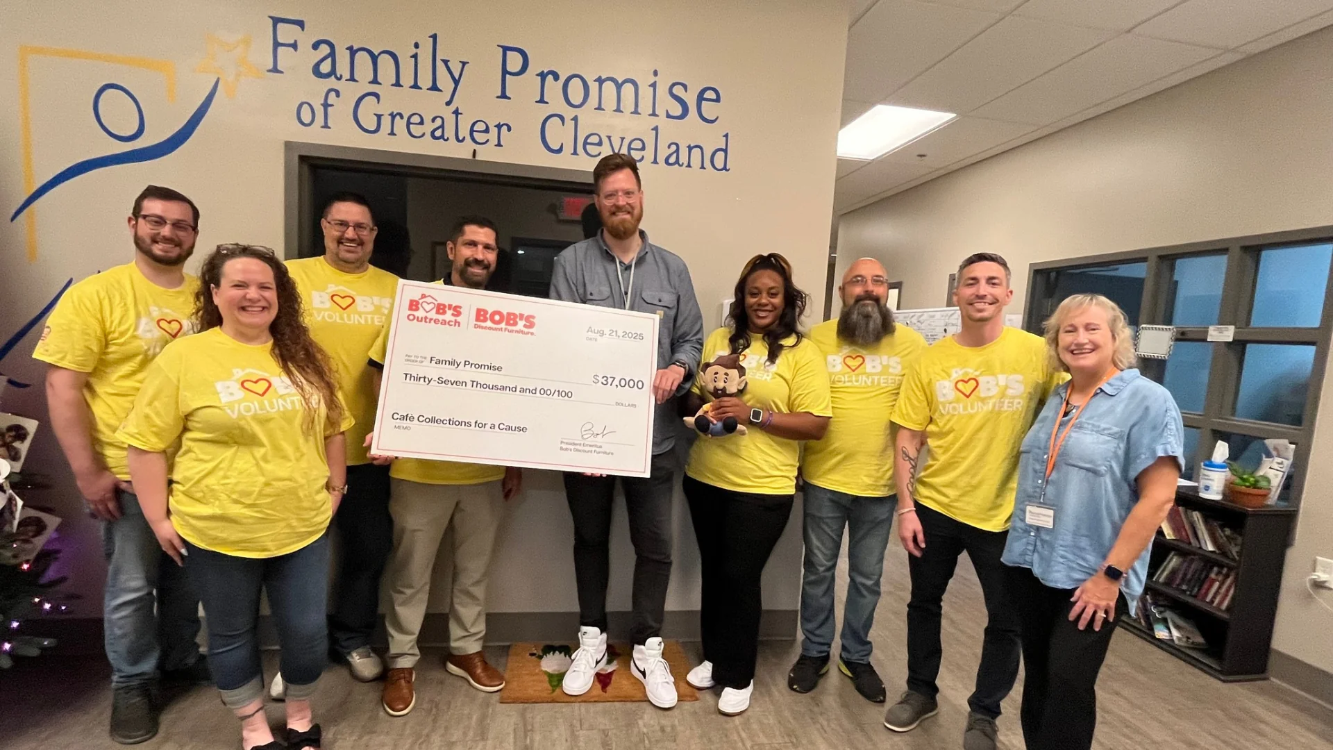Bob’s Discount Furniture Raises $37,000 to Support Family Promise